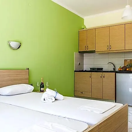 Aparthotel Golden Sun 4*
