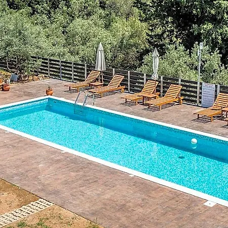 Golden Sun Aparthotel 4*