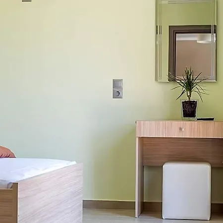Aparthotel Golden Sun 4*