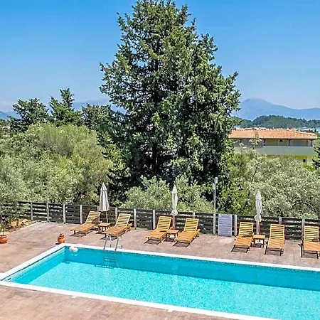 Golden Sun Aparthotel 4*