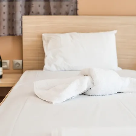 Lägenhetshotell Golden Sun Nidhrion