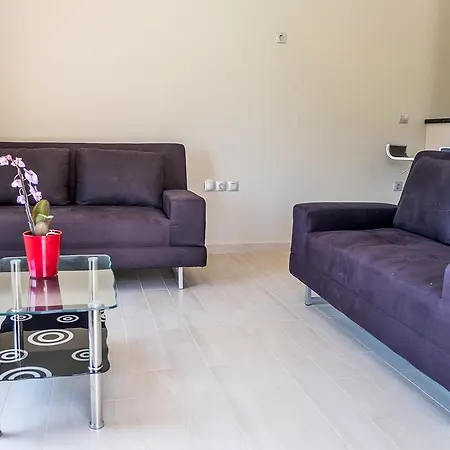 Lägenhetshotell Golden Sun Nidhrion