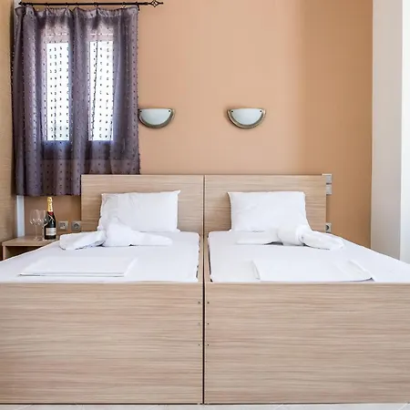 Lägenhetshotell Golden Sun 4*