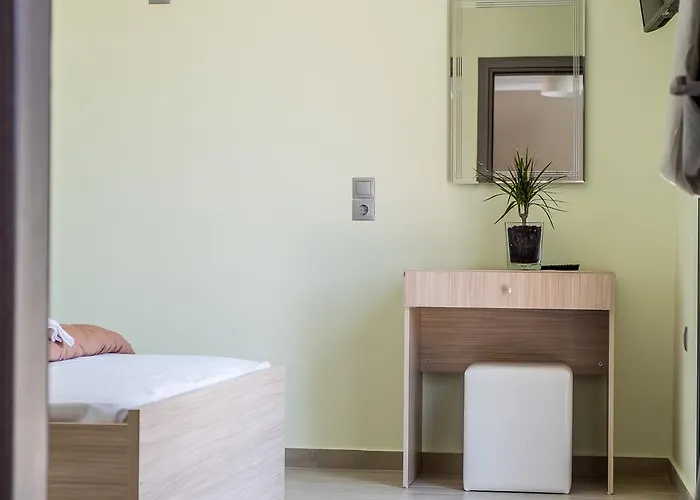 Lägenhetshotell Golden Sun 4*